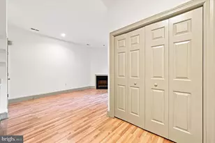 1529 Green St, Philadelphia, PA 19130 - Photo 3