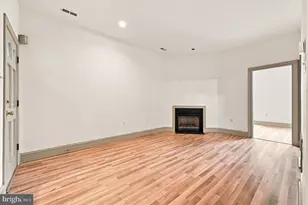 1529 Green St, Philadelphia, PA 19130 - Photo 7