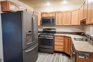 10847 Perrin Rd, Philadelphia, PA 19154 - Photo 7