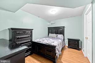 8217 Rose Petal Dr, Philadelphia, PA 19111 - Photo 19