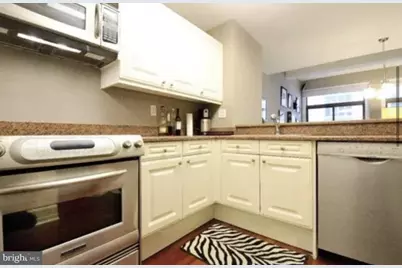 1500 Chestnut Street #4D, Philadelphia, PA 19102 - Photo 13