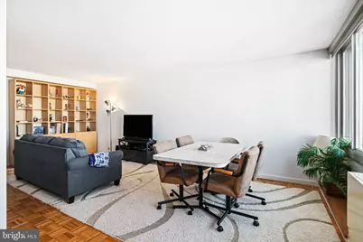 604 S Washington Square #2106, Philadelphia, PA 19106 - Photo 3