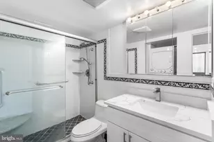 1420 Locust St, Philadelphia, PA 19102 - Photo 19
