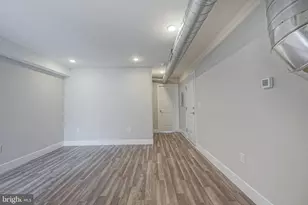 1070 N Front St, Philadelphia, PA 19123 - Photo 5