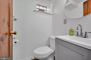 1235 E Barringer St, Philadelphia, PA 19119 - Photo 27