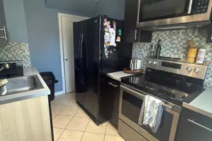 6309 Gillespie St, Philadelphia, PA 19135 - Photo 5