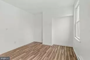 2433 N Garnet St, Philadelphia, PA 19132 - Photo 11