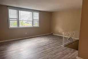 1730 Borbeck Ave, Philadelphia, PA 19111 - Photo 9