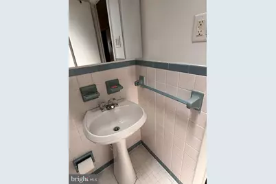 1730 Borbeck Avenue #2F, Philadelphia, PA 19111 - Photo 25