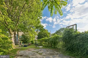 2110 W Chew Ave, Philadelphia, PA 19138 - Photo 35