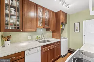 1901 John F Kennedy Blvd, Philadelphia, PA 19103 - Photo 5