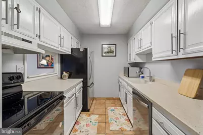 1420 Locust Street #8G, Philadelphia, PA 19102 - Photo 5