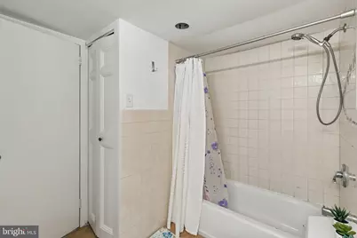 1420 Locust Street #8G, Philadelphia, PA 19102 - Photo 13