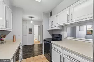1420 Locust St, Philadelphia, PA 19102 - Photo 7