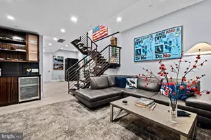 209 S 22nd St, Philadelphia, PA 19103 - Photo 13