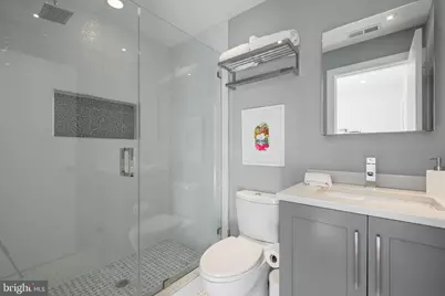 209 S 22nd Street, Philadelphia, PA 19103 - Photo 51