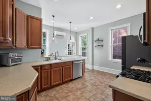 221 E Mt Pleasant Ave, Philadelphia, PA 19119 - Photo 13