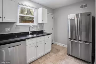 1922 Watkins St, Philadelphia, PA 19145 - Photo 7