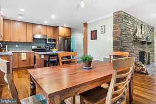 331 Crest Park Rd, Philadelphia, PA 19119 - Photo 11