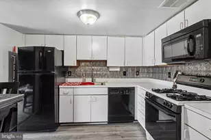 4449 Ernie Davis Cir, Philadelphia, PA 19154 - Photo 15