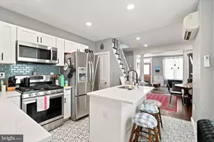 1524 N Myrtlewood St, Philadelphia, PA 19121 - Photo 9
