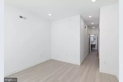 1032 W Orleans Street, Philadelphia, PA 19133 - Photo 15