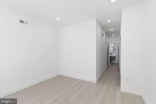 1032 W Orleans St, Philadelphia, PA 19133 - Photo 15