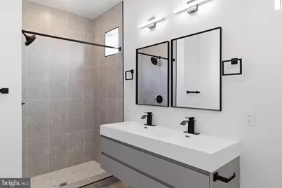 1032 W Orleans Street, Philadelphia, PA 19133 - Photo 17