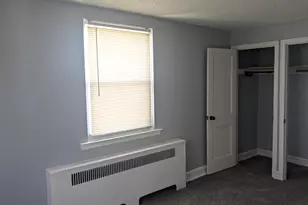 1327 E Weaver St, Philadelphia, PA 19150 - Photo 7