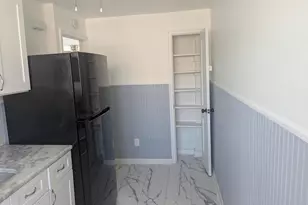 1327 E Weaver St, Philadelphia, PA 19150 - Photo 5