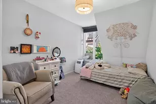 812 Lombard St, Philadelphia, PA 19147 - Photo 11