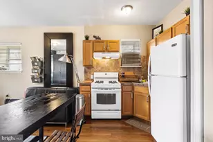2520 S Iseminger St, Philadelphia, PA 19148 - Photo 7