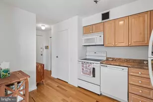 1420 Locust St, Philadelphia, PA 19102 - Photo 7