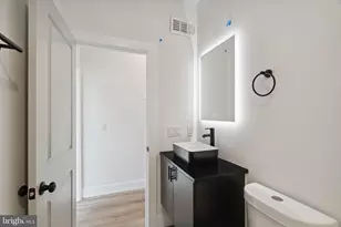 156 W Cumberland St, Philadelphia, PA 19133 - Photo 25