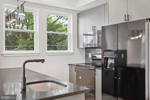 156 W Cumberland St, Philadelphia, PA 19133 - Photo 23