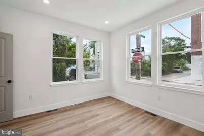 156 W Cumberland Street, Philadelphia, PA 19133 - Photo 15