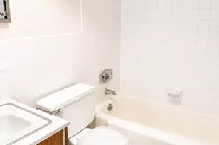 224 W Rittenhouse Square, Philadelphia, PA 19103 - Photo 5