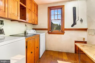 56 W Penn St, Philadelphia, PA 19144 - Photo 19