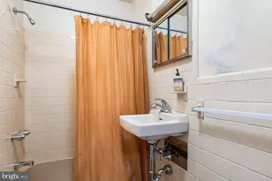 56 W Penn St, Philadelphia, PA 19144 - Photo 27