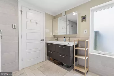 2233 Bainbridge Street, Philadelphia, PA 19146 - Photo 23