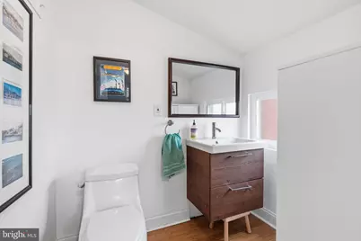 2233 Bainbridge Street, Philadelphia, PA 19146 - Photo 15