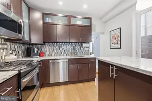 2233 Bainbridge St, Philadelphia, PA 19146 - Photo 11