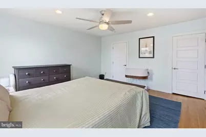 2233 Bainbridge Street, Philadelphia, PA 19146 - Photo 21