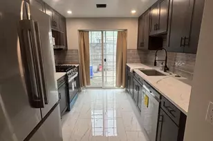 127 Dudley St, Philadelphia, PA 19148 - Photo 3
