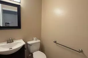 810 N Park Ave, Philadelphia, PA 19123 - Photo 3