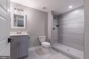 2406 N Howard St, Philadelphia, PA 19133 - Photo 13