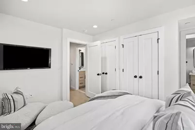 614 Brenna Walk #27, Philadelphia, PA 19123 - Photo 15