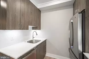746 S 16th St, Philadelphia, PA 19146 - Photo 3
