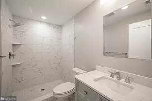 746 S 16th St, Philadelphia, PA 19146 - Photo 11
