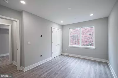 746 S 16th Street #UNIT 2B, Philadelphia, PA 19146 - Photo 9